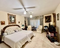 Resale - Apartment / flat - Marbella - Guadalmina Alta