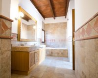 Resale - Apartment / flat - Marbella - La Mairena