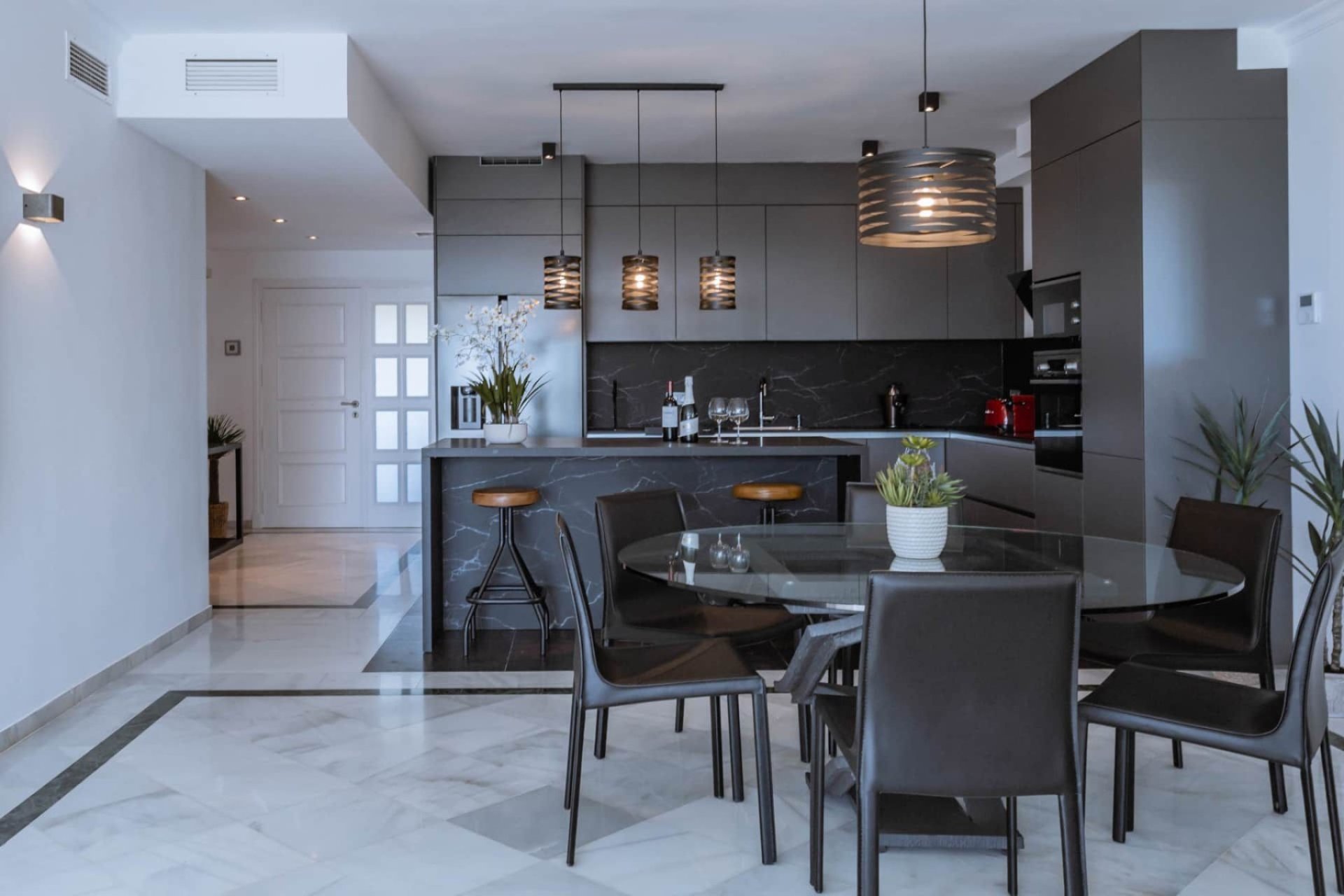 Resale - Apartment / flat - Marbella - Los Monteros