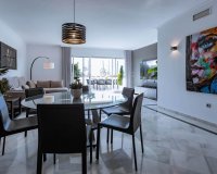 Resale - Apartment / flat - Marbella - Los Monteros