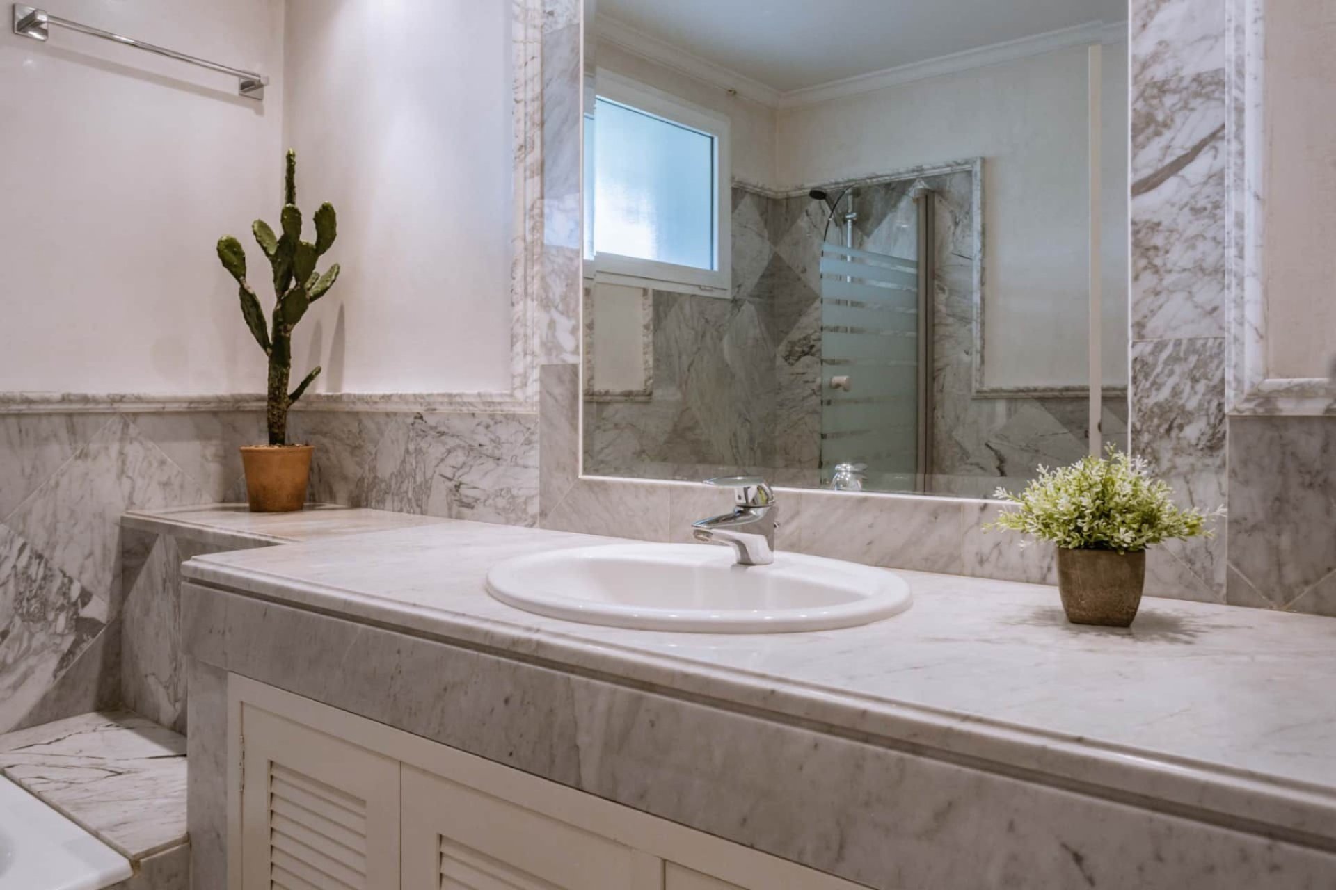 Resale - Apartment / flat - Marbella - Los Monteros