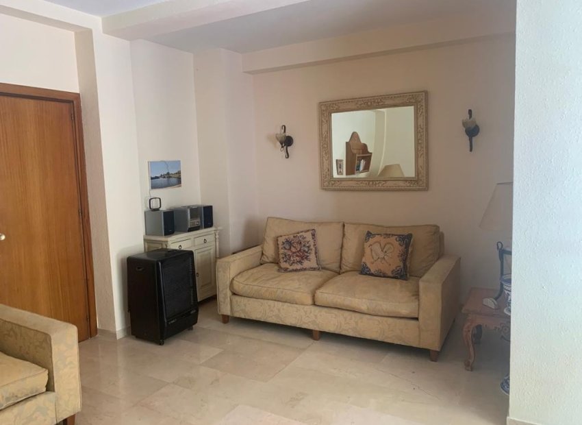 Resale - Apartment / flat - Marbella - Nagueles
