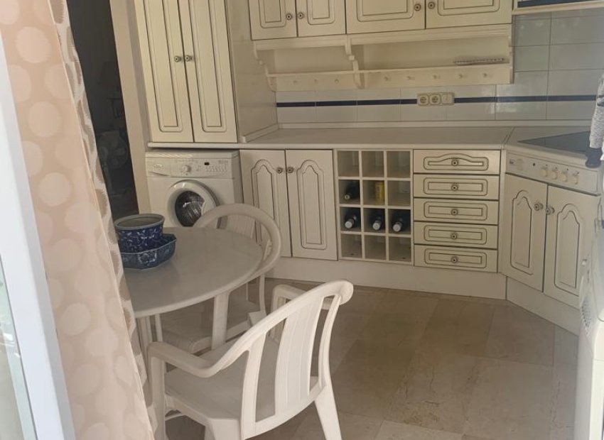 Resale - Apartment / flat - Marbella - Nagueles