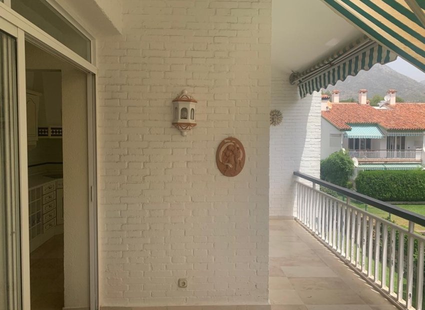 Resale - Apartment / flat - Marbella - Nagueles