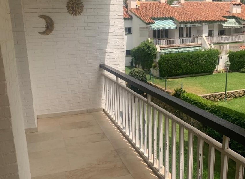 Resale - Apartment / flat - Marbella - Nagueles