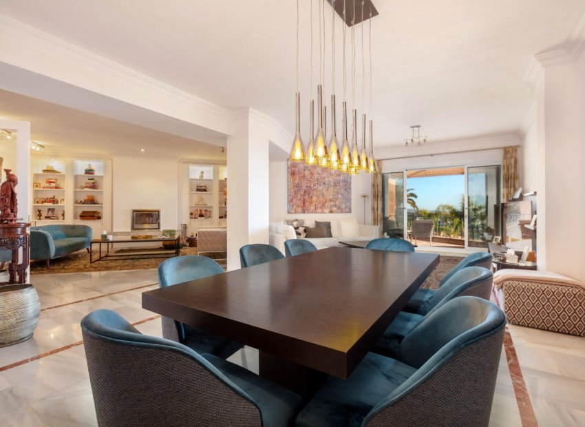 Resale - Apartment / flat - Marbella - Nueva Andalucía