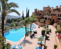 Resale - Apartment / flat - Marbella - Nueva Andalucía