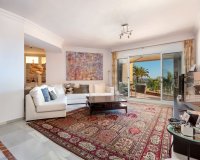 Resale - Apartment / flat - Marbella - Nueva Andalucía