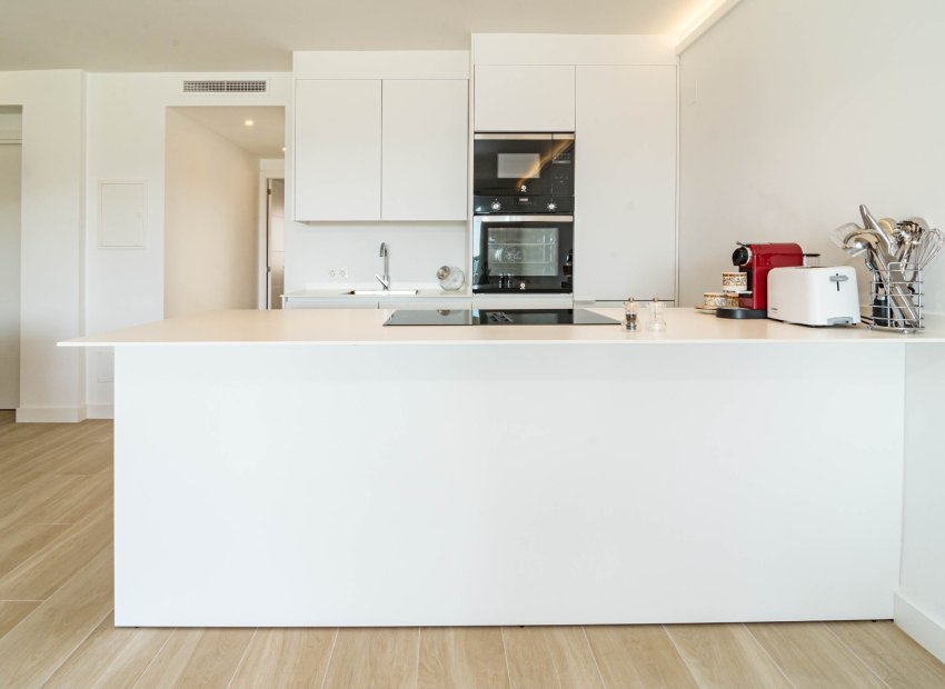 Resale - Apartment / flat - Marbella - Nueva Andalucía