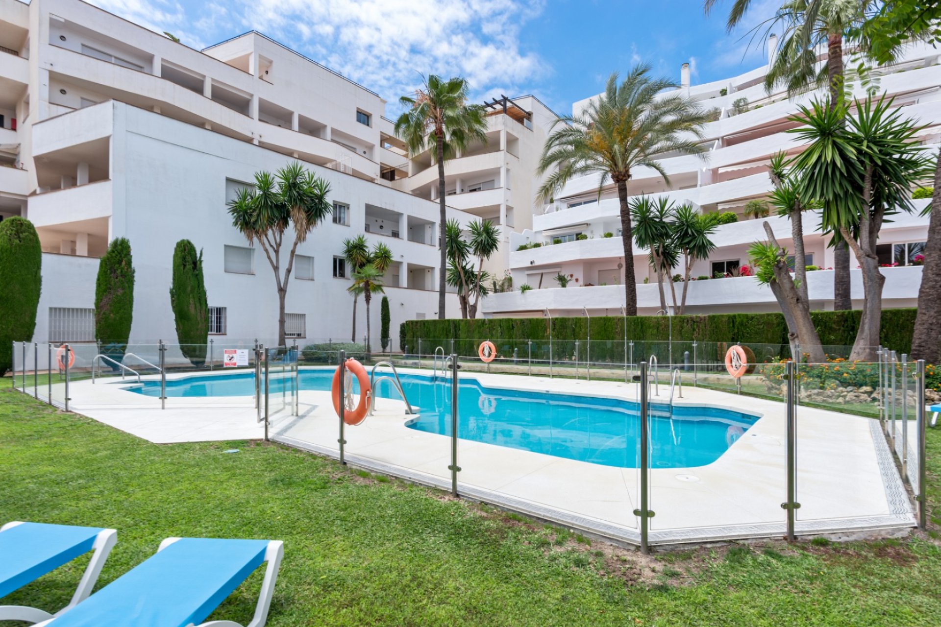 Resale - Apartment / flat - Marbella - Nueva Andalucía