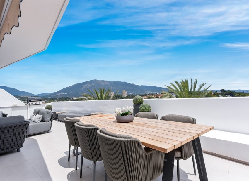 Resale - Apartment / flat - Marbella - Nueva Andalucía