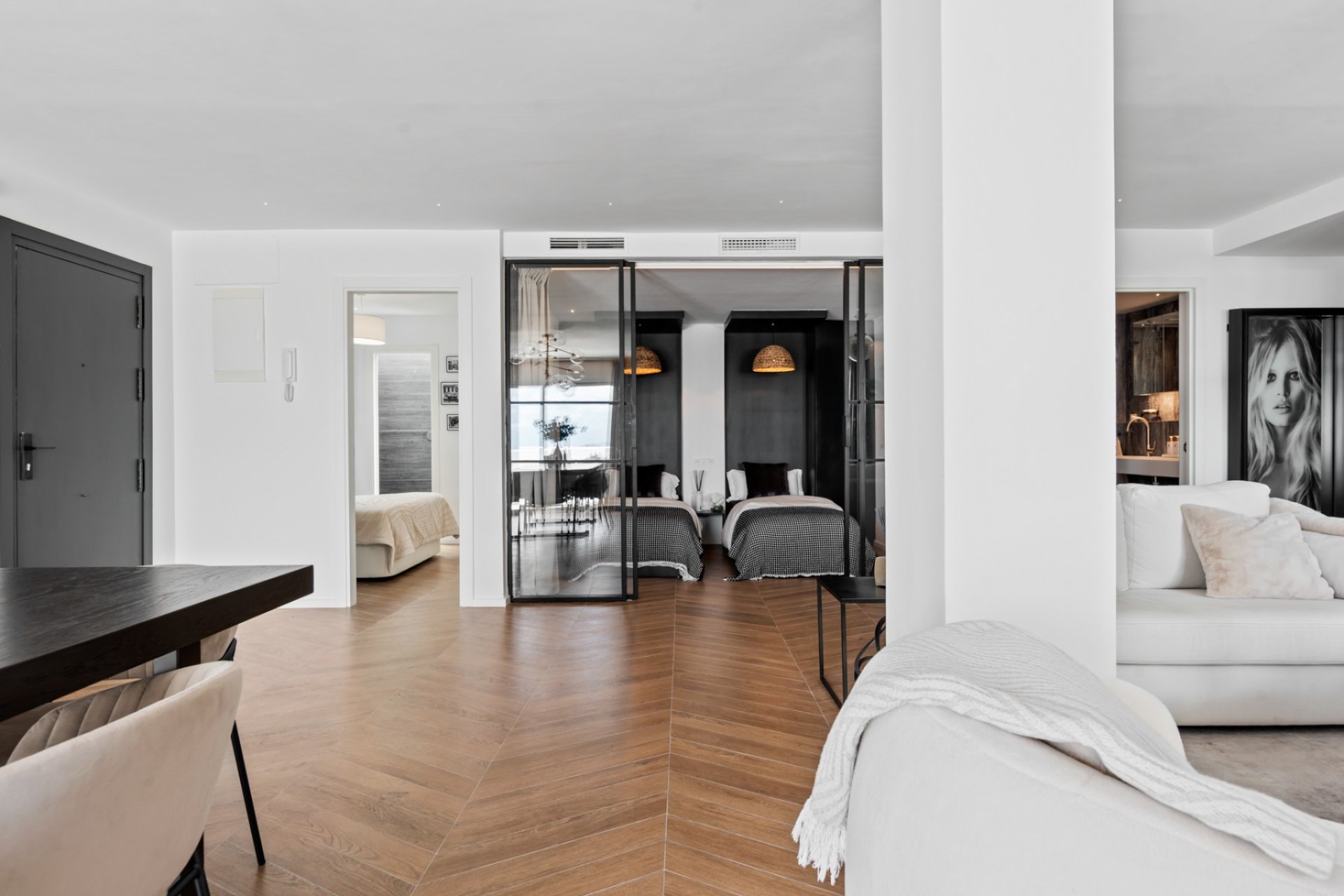 Resale - Apartment / flat - Marbella - Nueva Andalucía