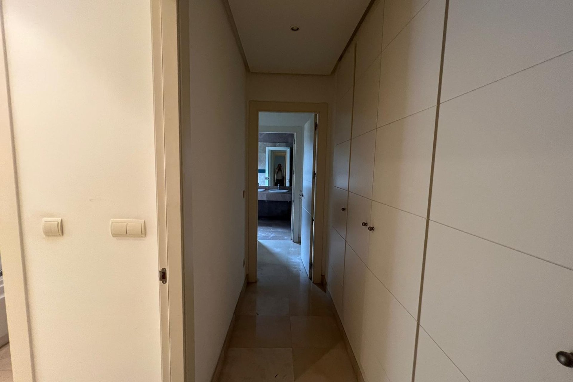 Resale - Apartment / flat - Marbella - Nueva Andalucía