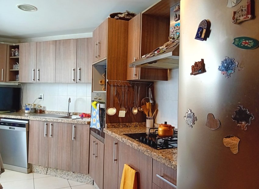 Resale - Apartment / flat - Marbella - Nueva Andalucía