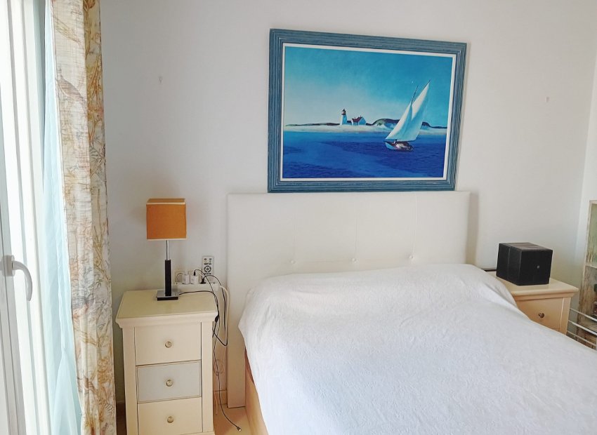 Resale - Apartment / flat - Marbella - Nueva Andalucía