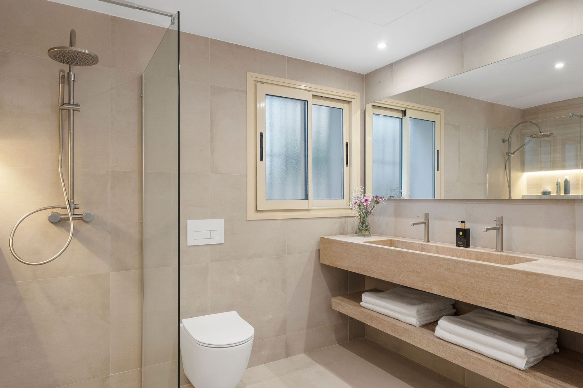 Resale - Apartment / flat - Marbella - Nueva Andalucía