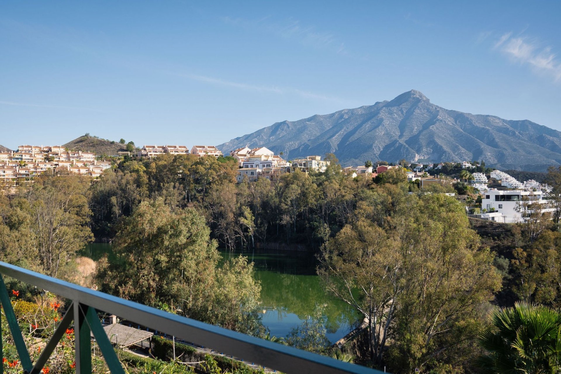 Resale - Apartment / flat - Marbella - Nueva Andalucía