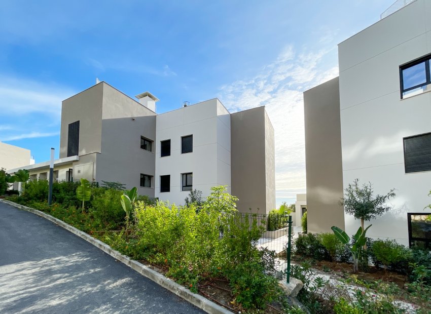 Resale - Apartment / flat - Marbella - Nueva Andalucía