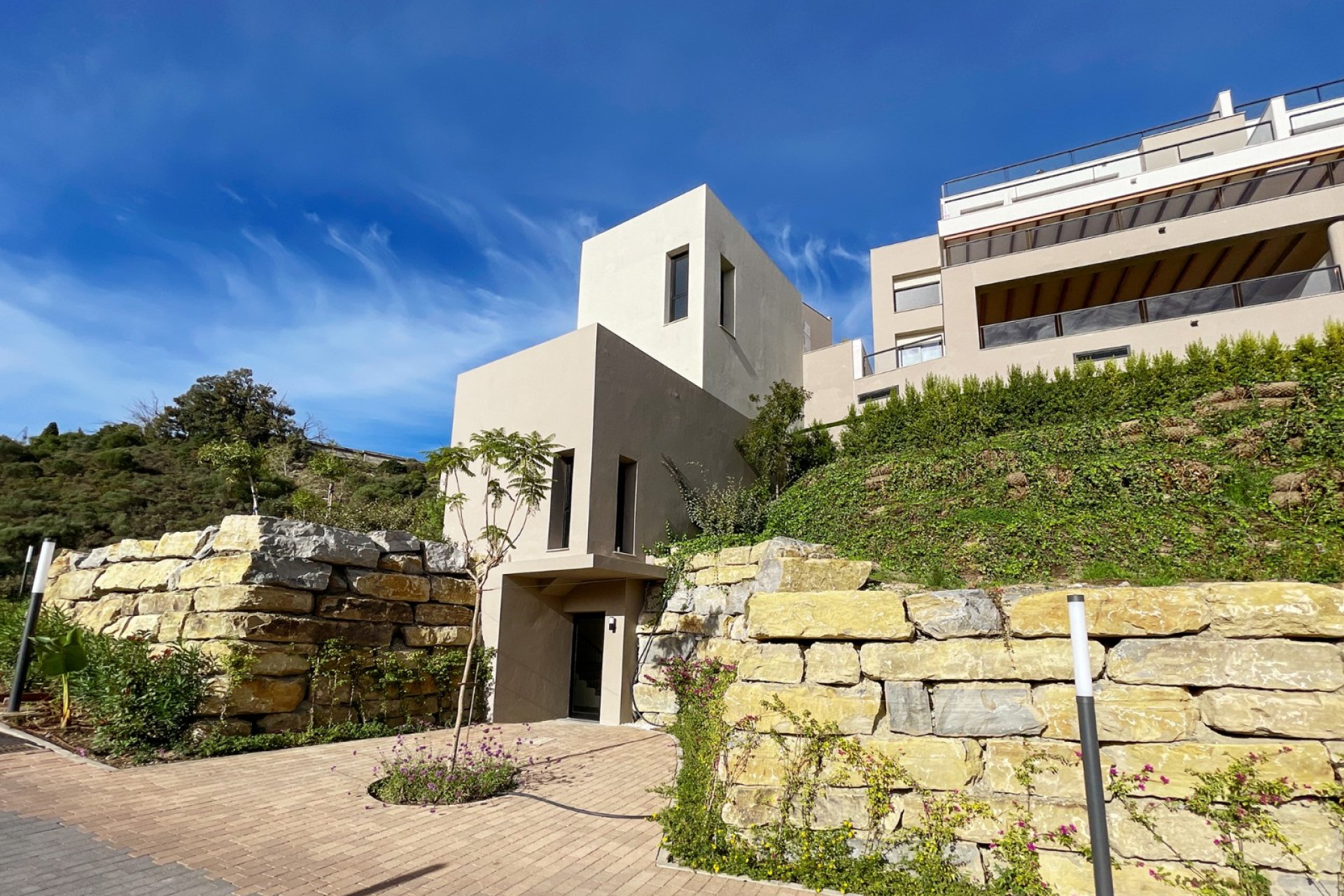 Resale - Apartment / flat - Marbella - Nueva Andalucía