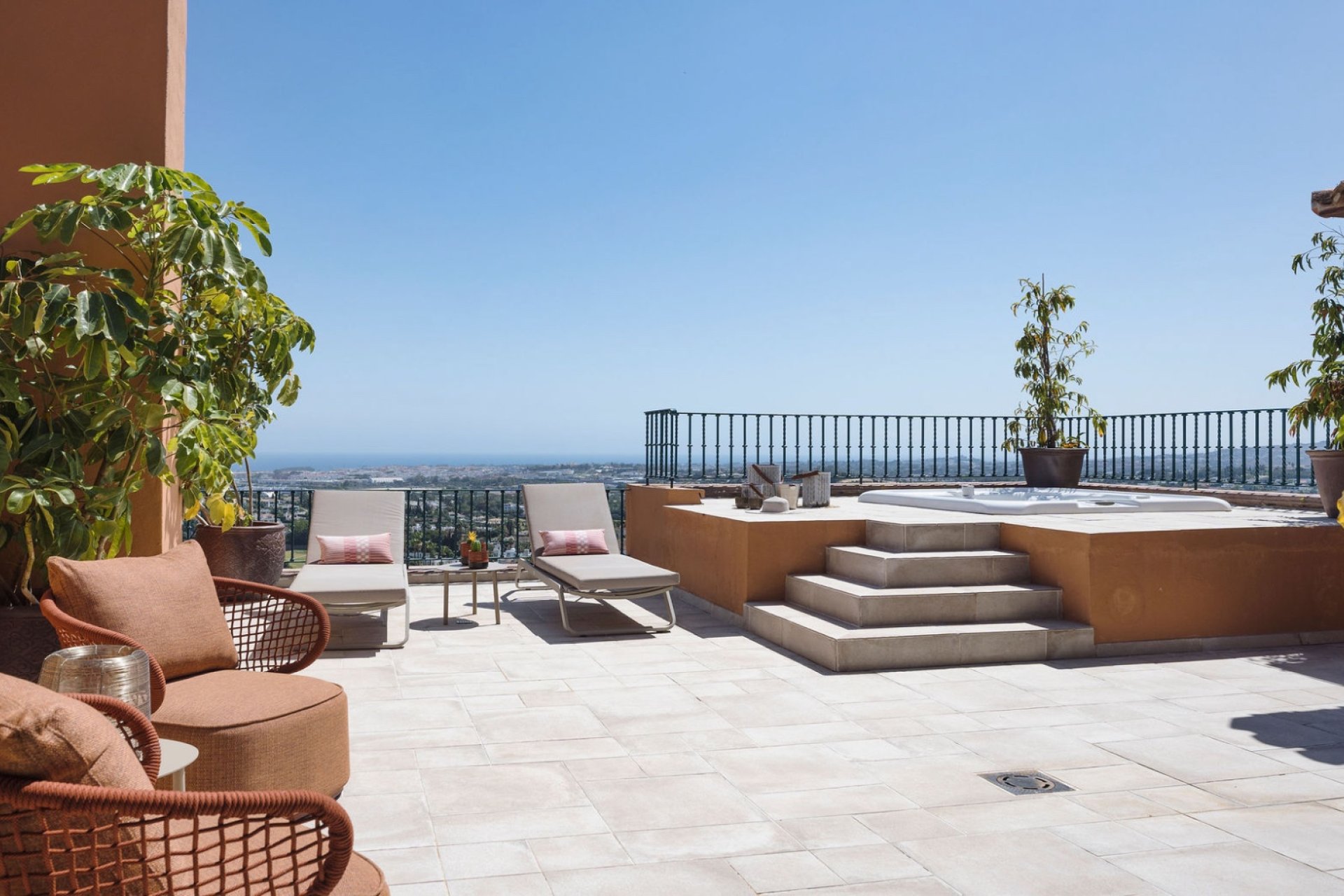 Resale - Apartment / flat - Marbella - Nueva Andalucía