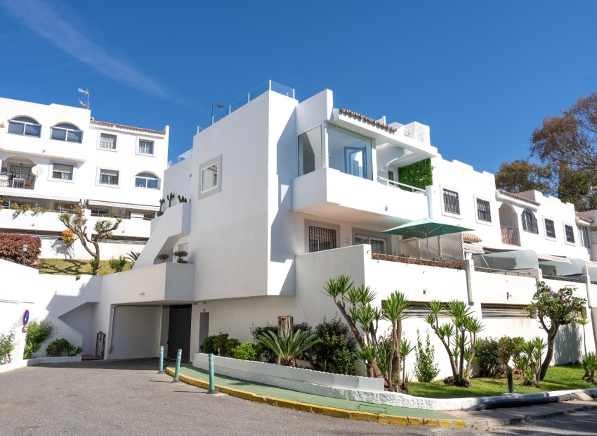Resale - Apartment / flat - Marbella - Nueva Andalucía