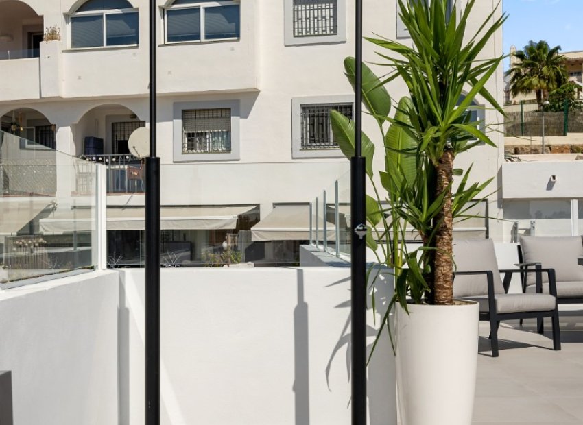 Resale - Apartment / flat - Marbella - Nueva Andalucía