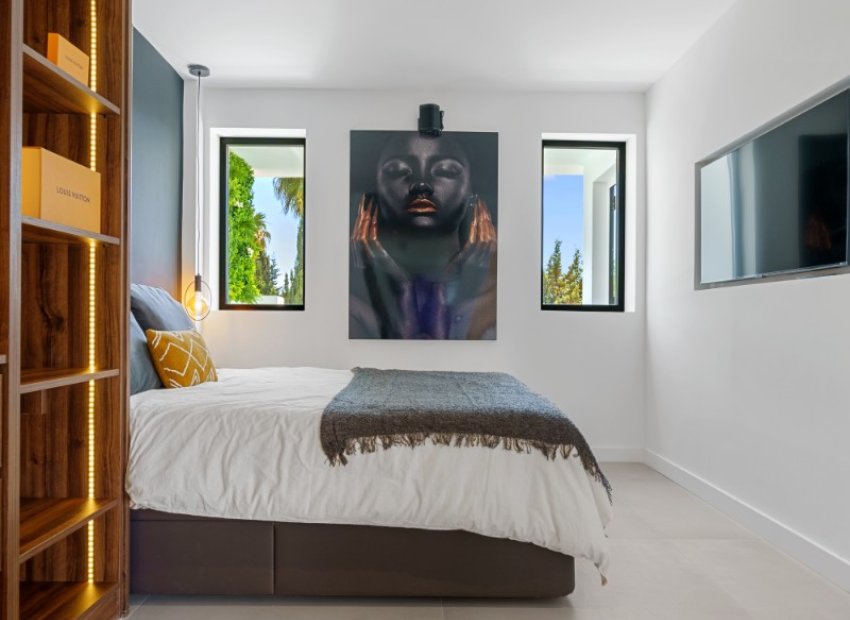 Resale - Apartment / flat - Marbella - Nueva Andalucía