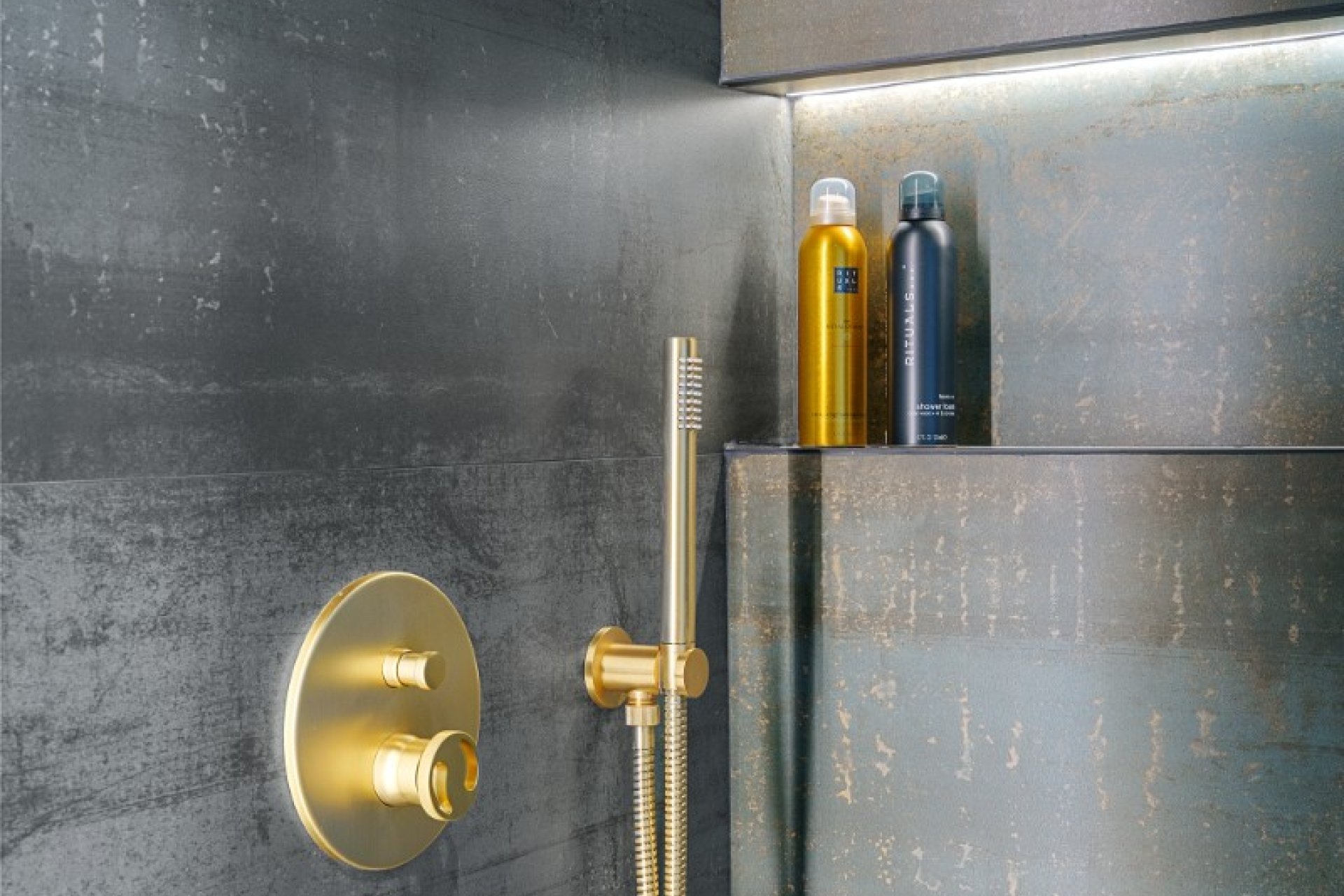 Resale - Apartment / flat - Marbella - Nueva Andalucía