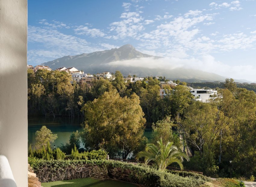 Resale - Apartment / flat - Marbella - Nueva Andalucía