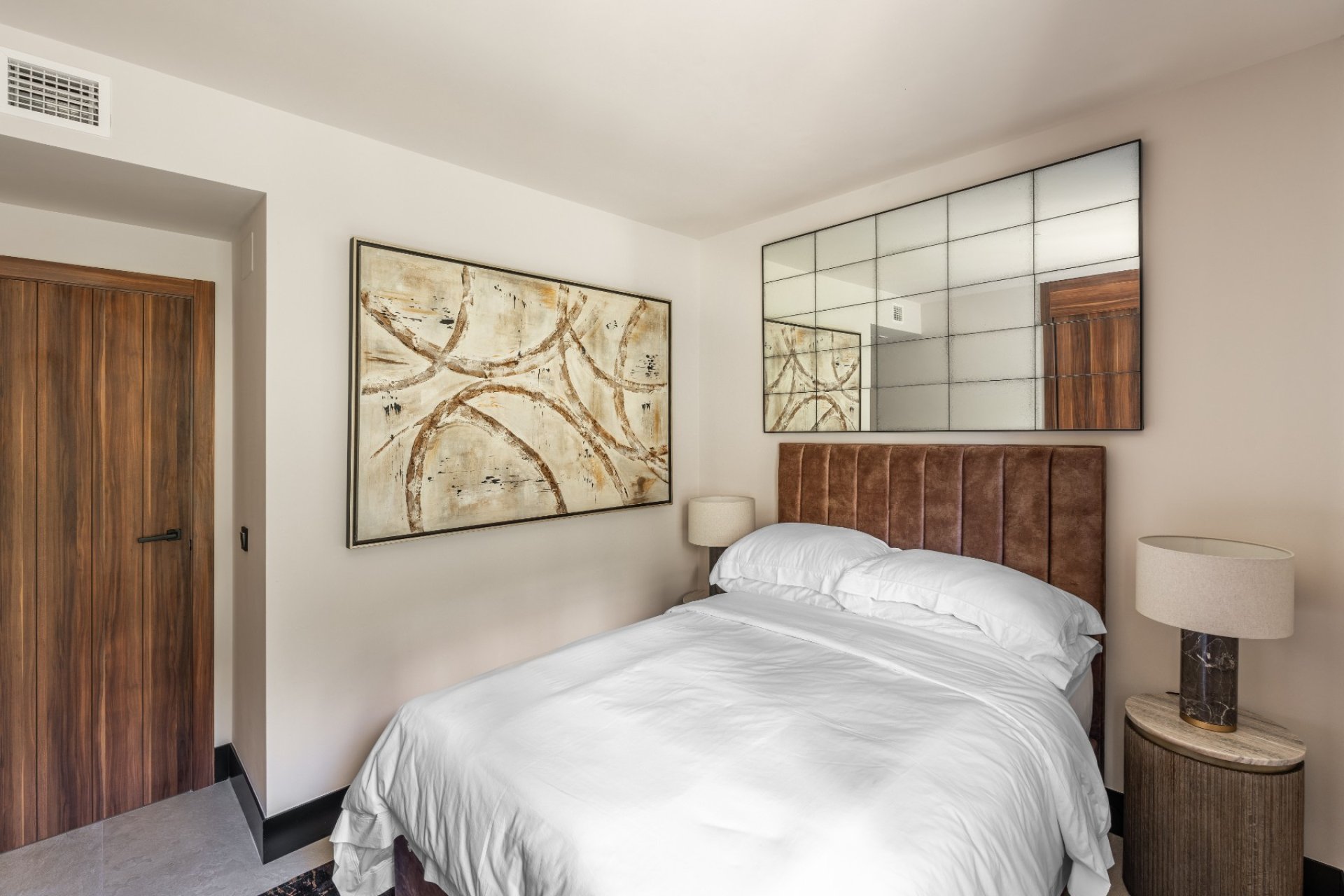 Resale - Apartment / flat - Marbella - Nueva Andalucía