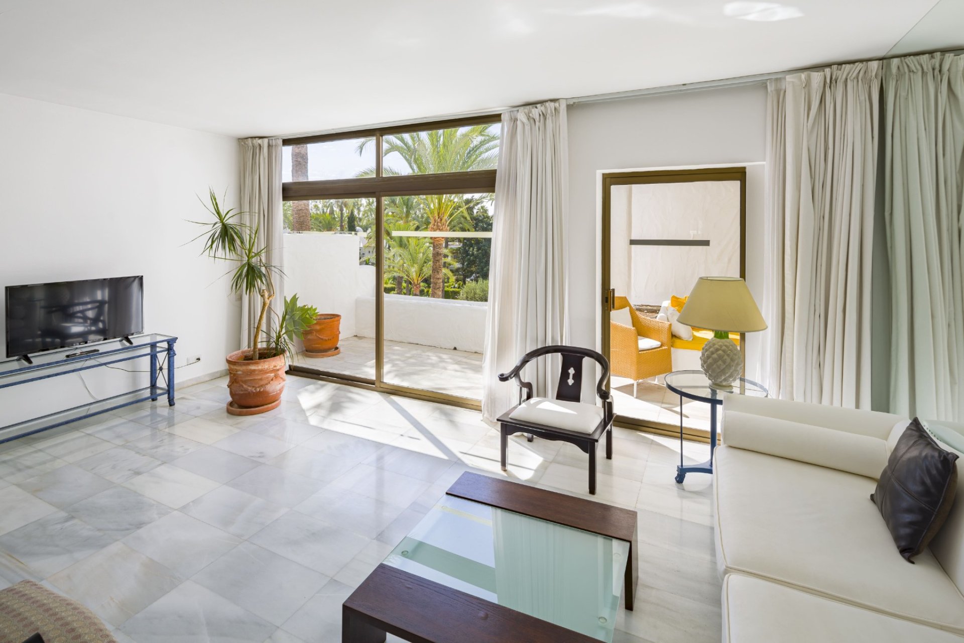 Resale - Apartment / flat - Marbella - Puerto Banús
