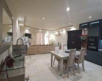 Resale - Apartment / flat - Marbella - Puerto Banús