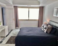 Resale - Apartment / flat - Marbella - Puerto Banús