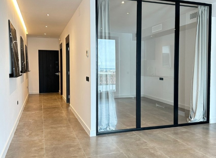 Resale - Apartment / flat - Marbella - Puerto Banús