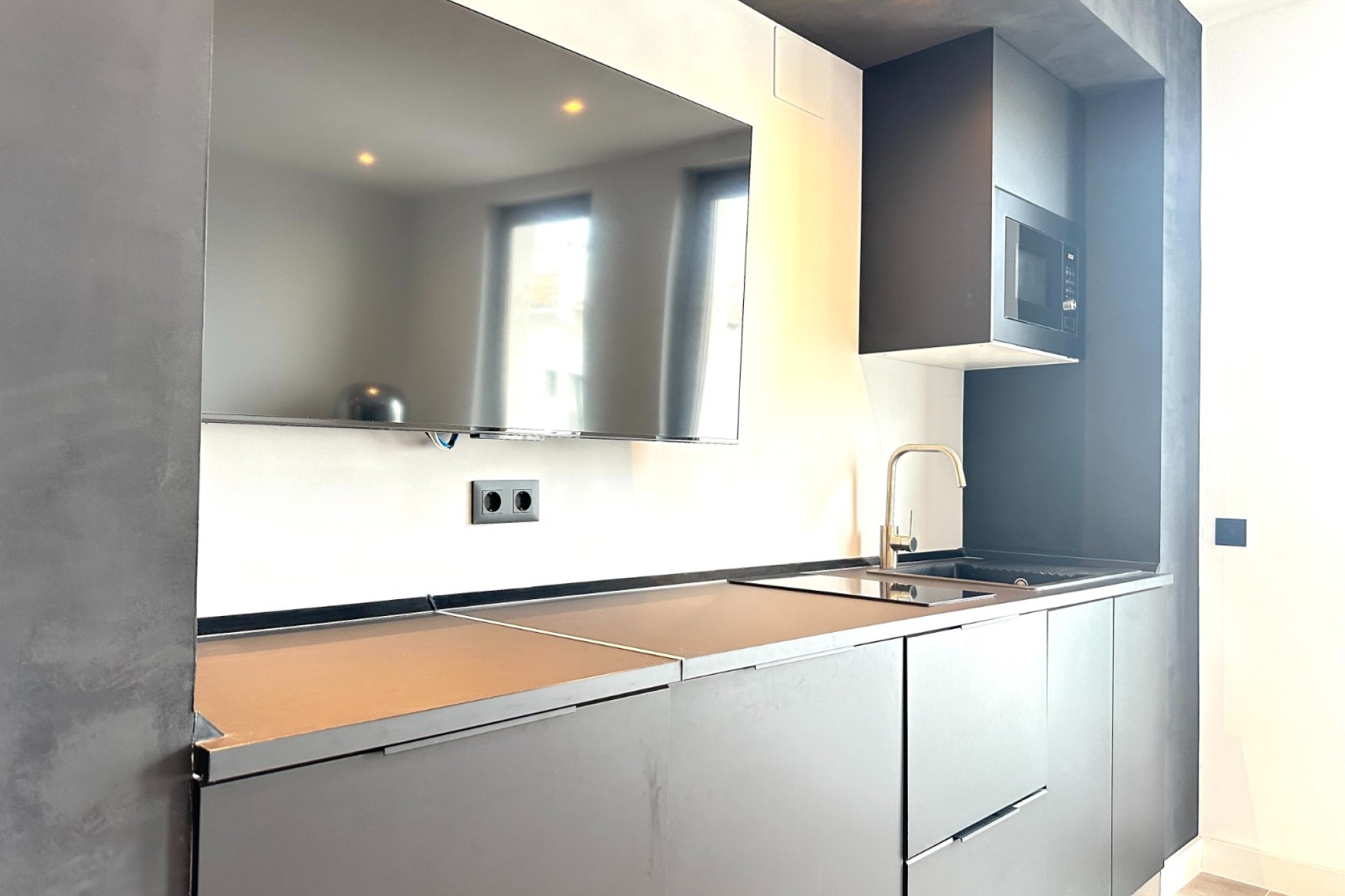 Resale - Apartment / flat - Marbella - Puerto Banús