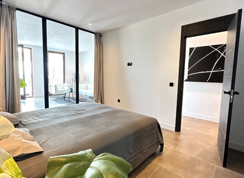 Resale - Apartment / flat - Marbella - Puerto Banús