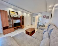 Resale - Apartment / flat - Marbella - Puerto Banús