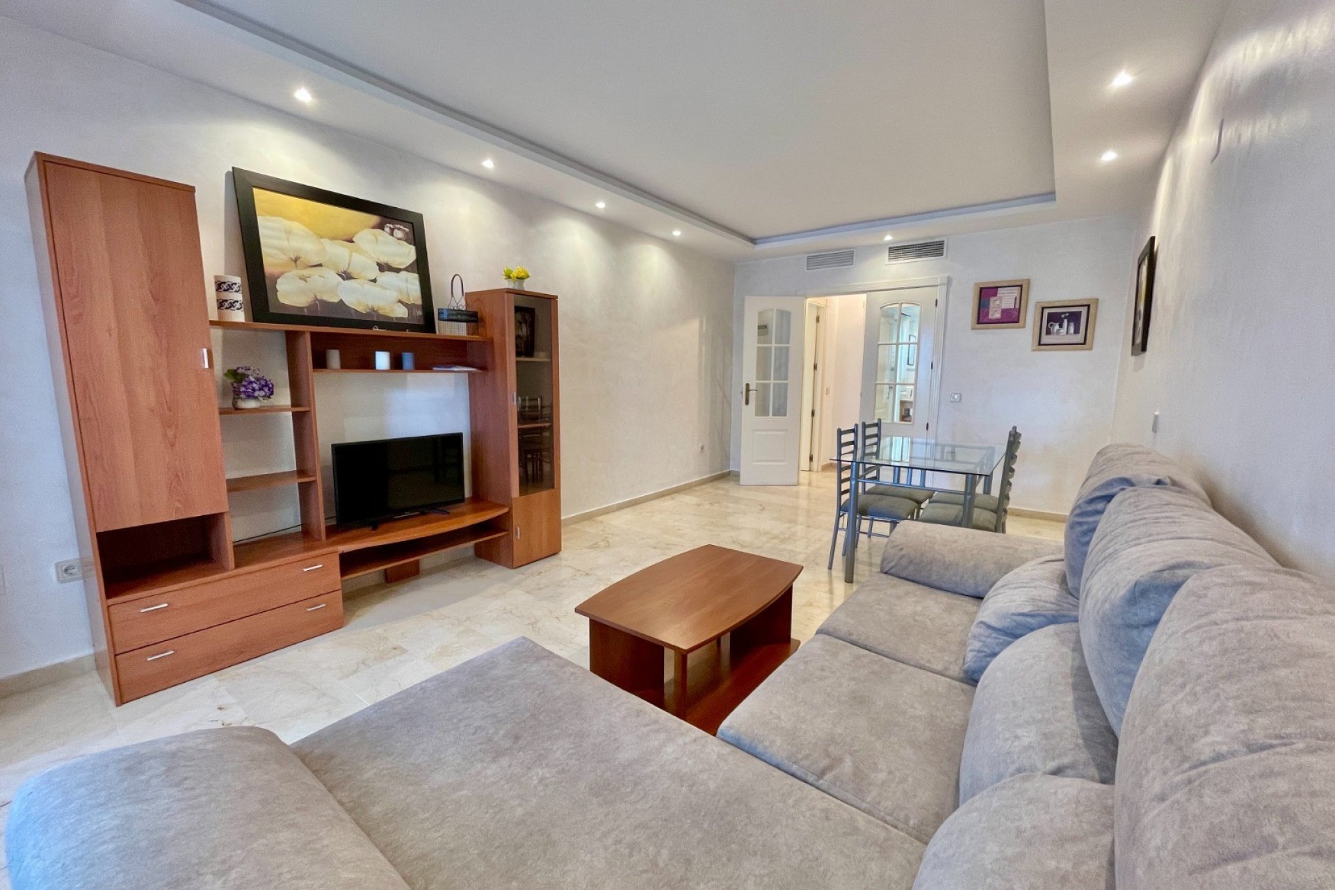 Resale - Apartment / flat - Marbella - Puerto Banús