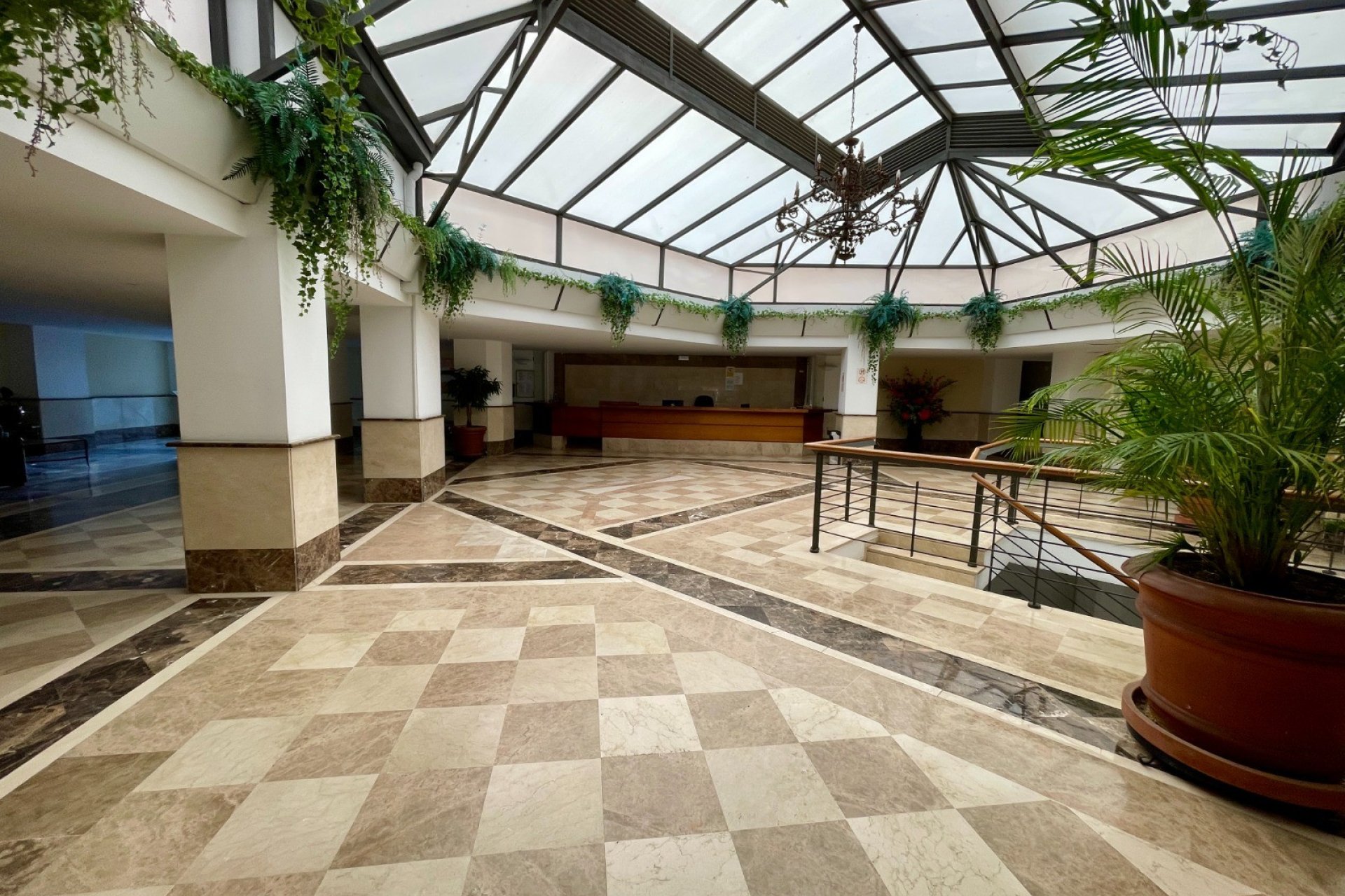 Resale - Apartment / flat - Marbella - Puerto Banús