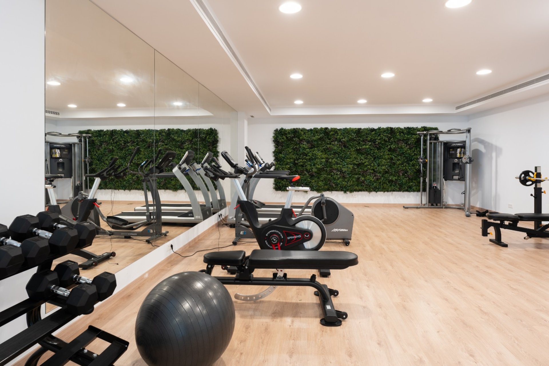 Resale - Apartment / flat - Marbella