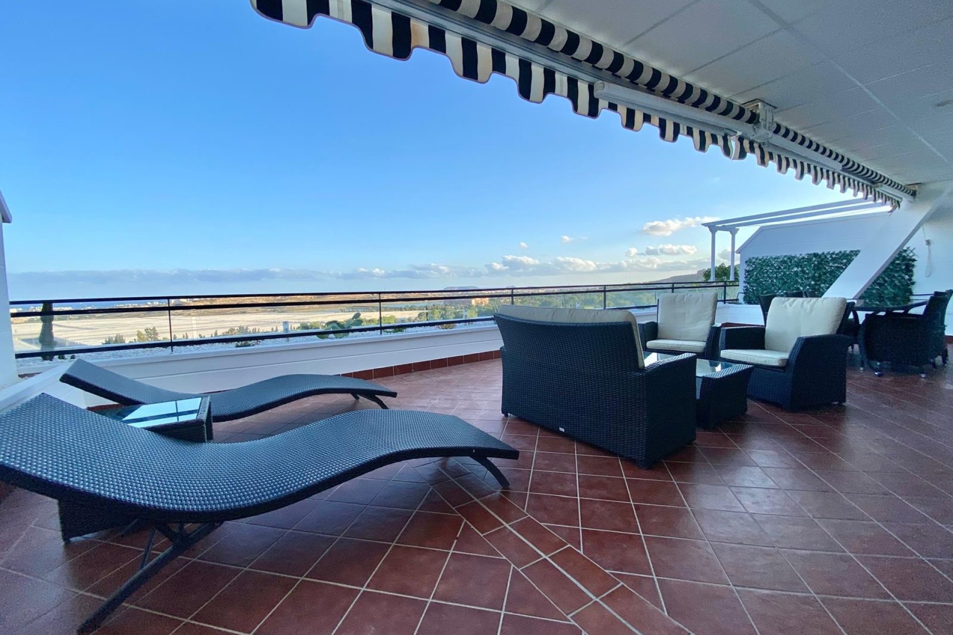 Resale - Apartment / flat - Muchamiel - Club De Golf Bonalba