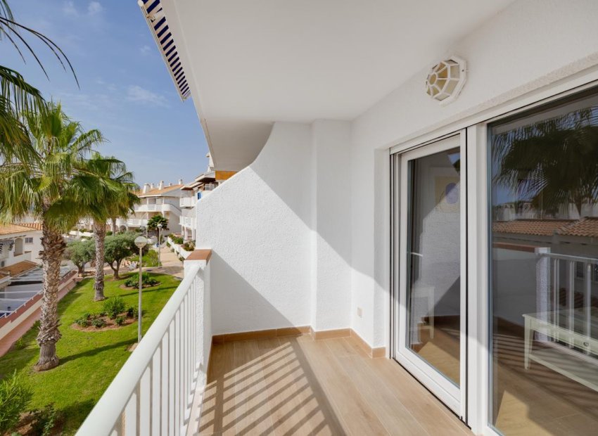 Resale - Apartment / flat - Orihuela Costa - Aguamarinas