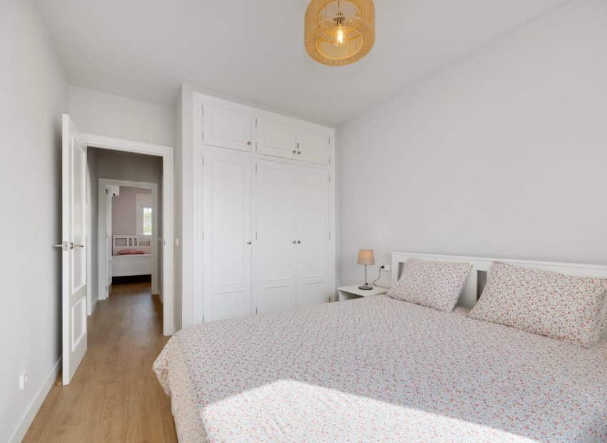 Resale - Apartment / flat - Orihuela Costa - Aguamarinas