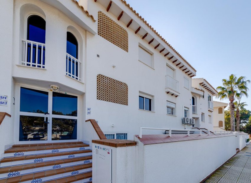 Resale - Apartment / flat - Orihuela Costa - Aguamarinas