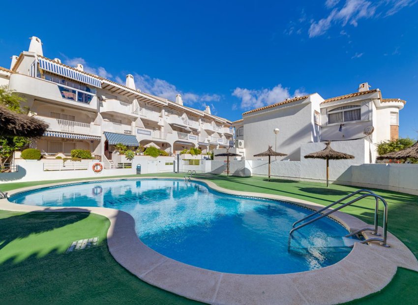Resale - Apartment / flat - Orihuela Costa - Aguamarinas