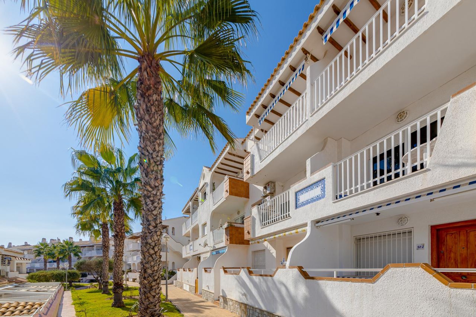 Resale - Apartment / flat - Orihuela Costa - Aguamarinas