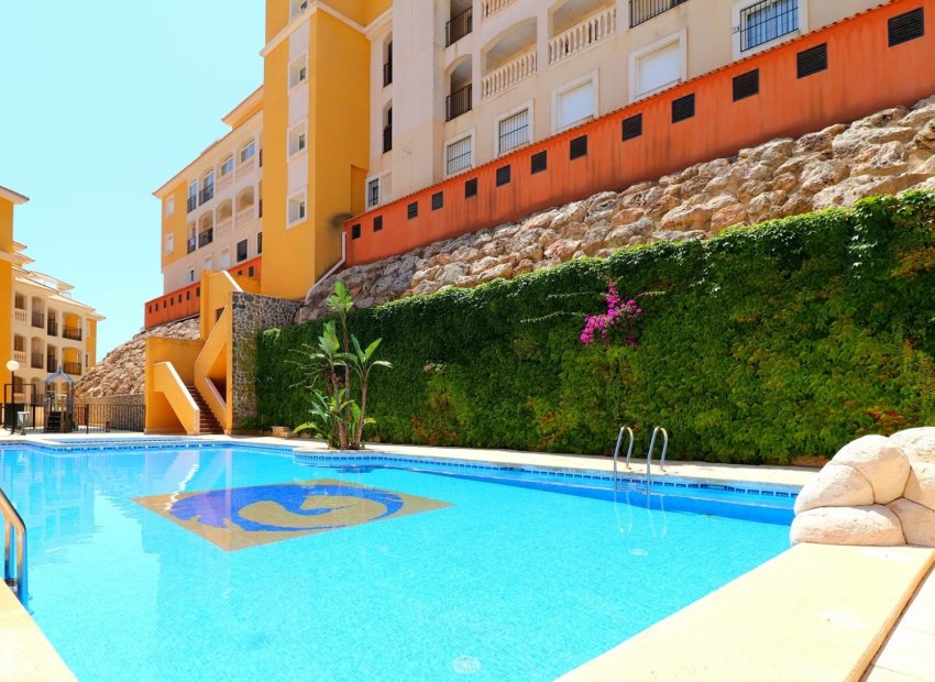 Resale - Apartment / flat - Orihuela Costa - Campoamor