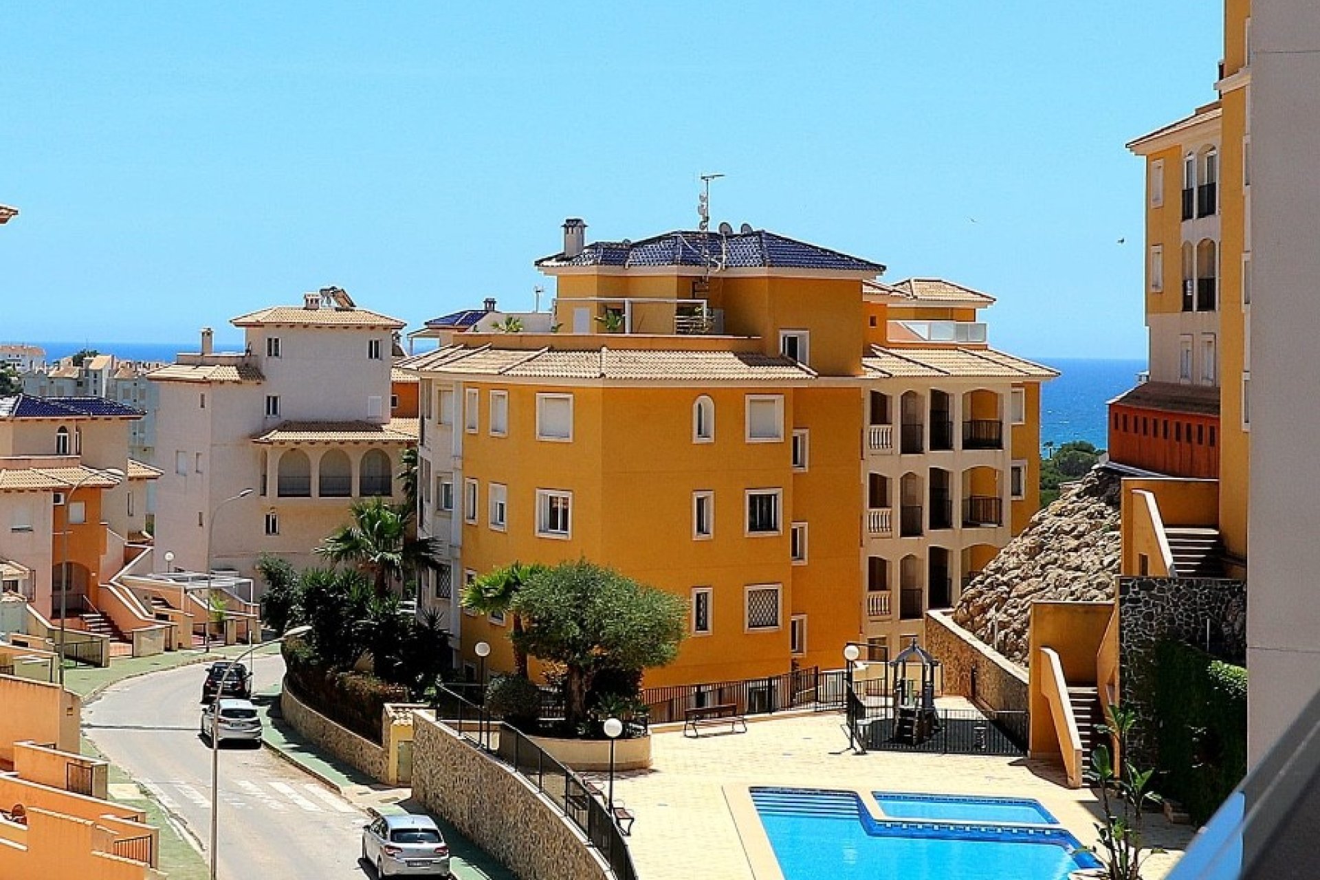 Resale - Apartment / flat - Orihuela Costa - Campoamor
