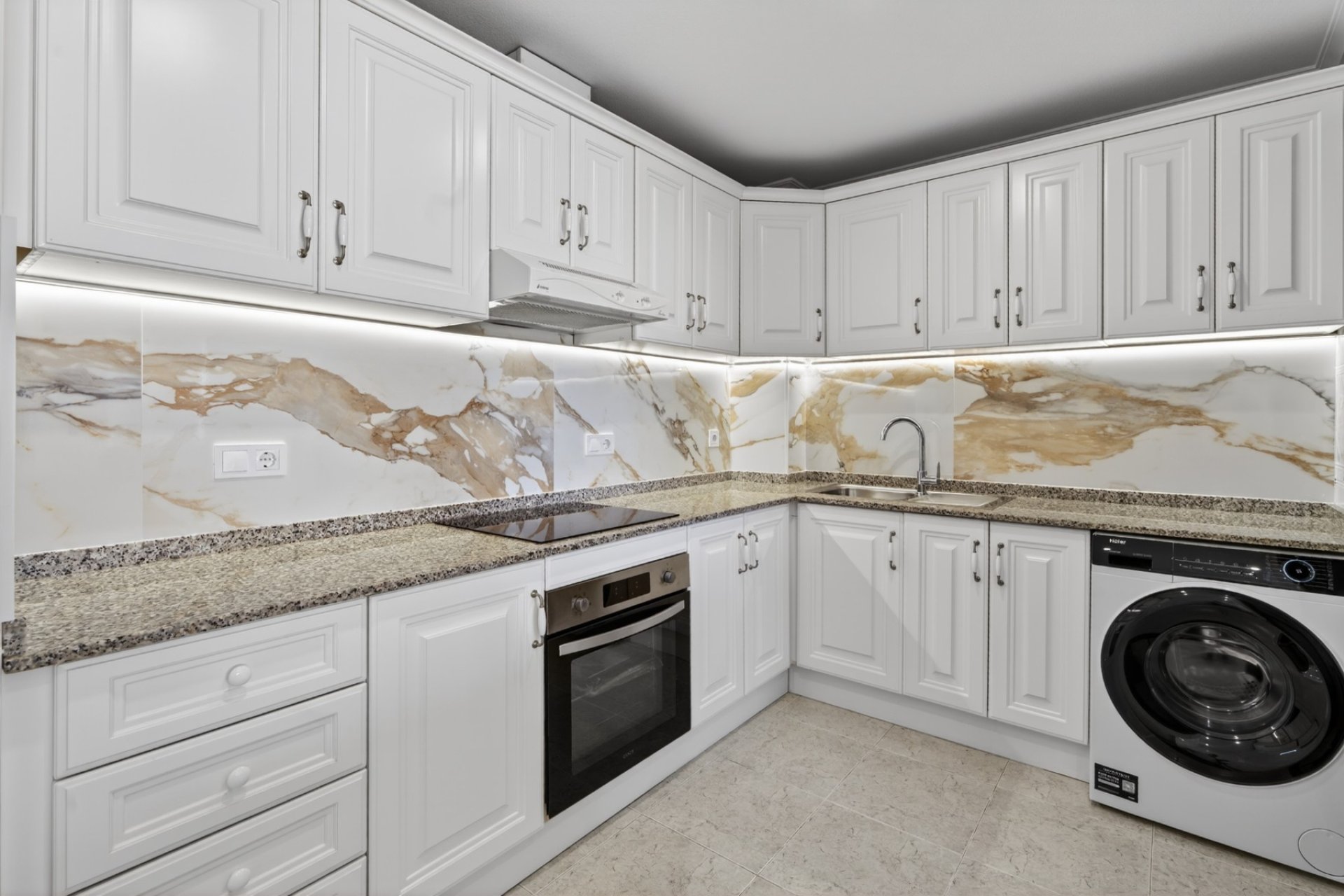Resale - Apartment / flat - Orihuela Costa - Campoamor