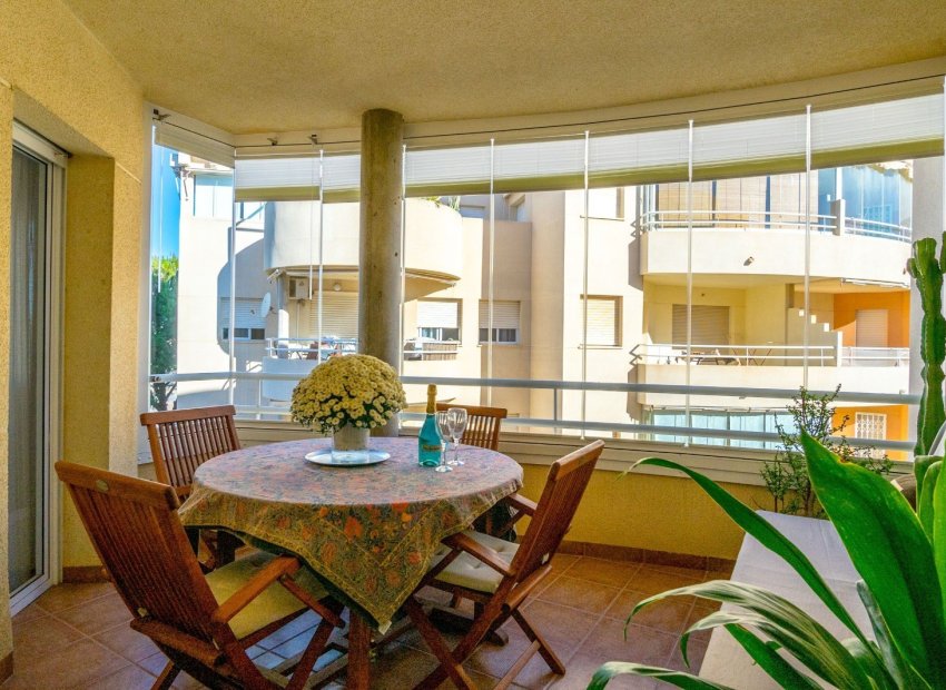 Resale - Apartment / flat - Orihuela Costa - Dehesa de campoamor